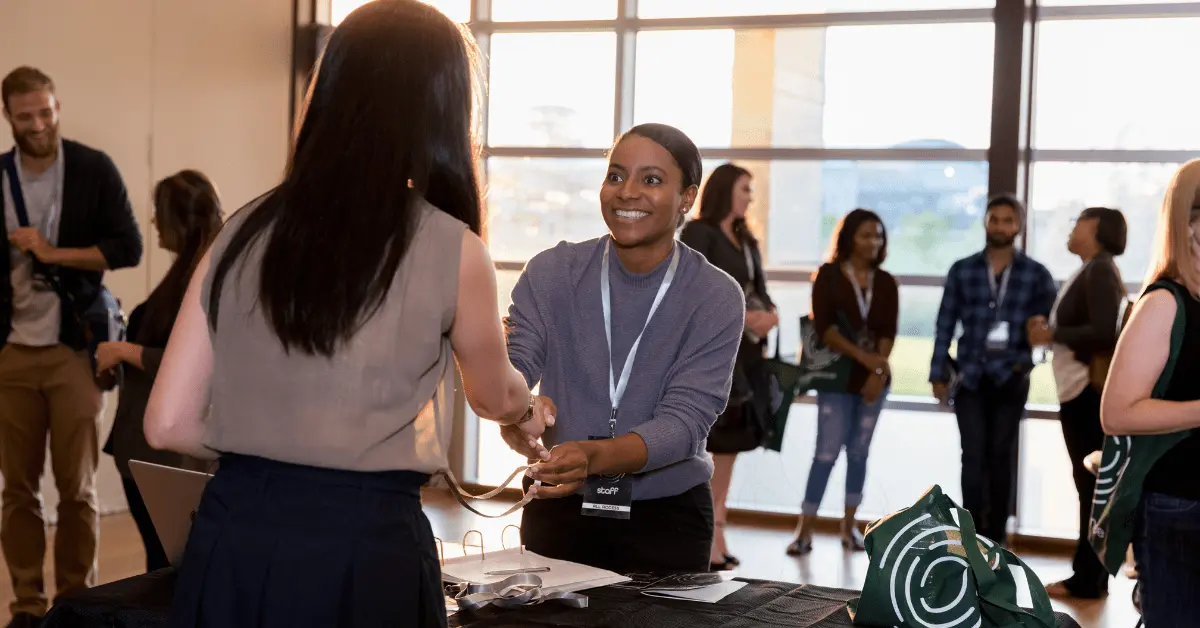 How to Introduce Myself in an Interview: Step-by-Step Guide with Examples, Tips, and Mistakes to Avoid 1 Untitled design 11